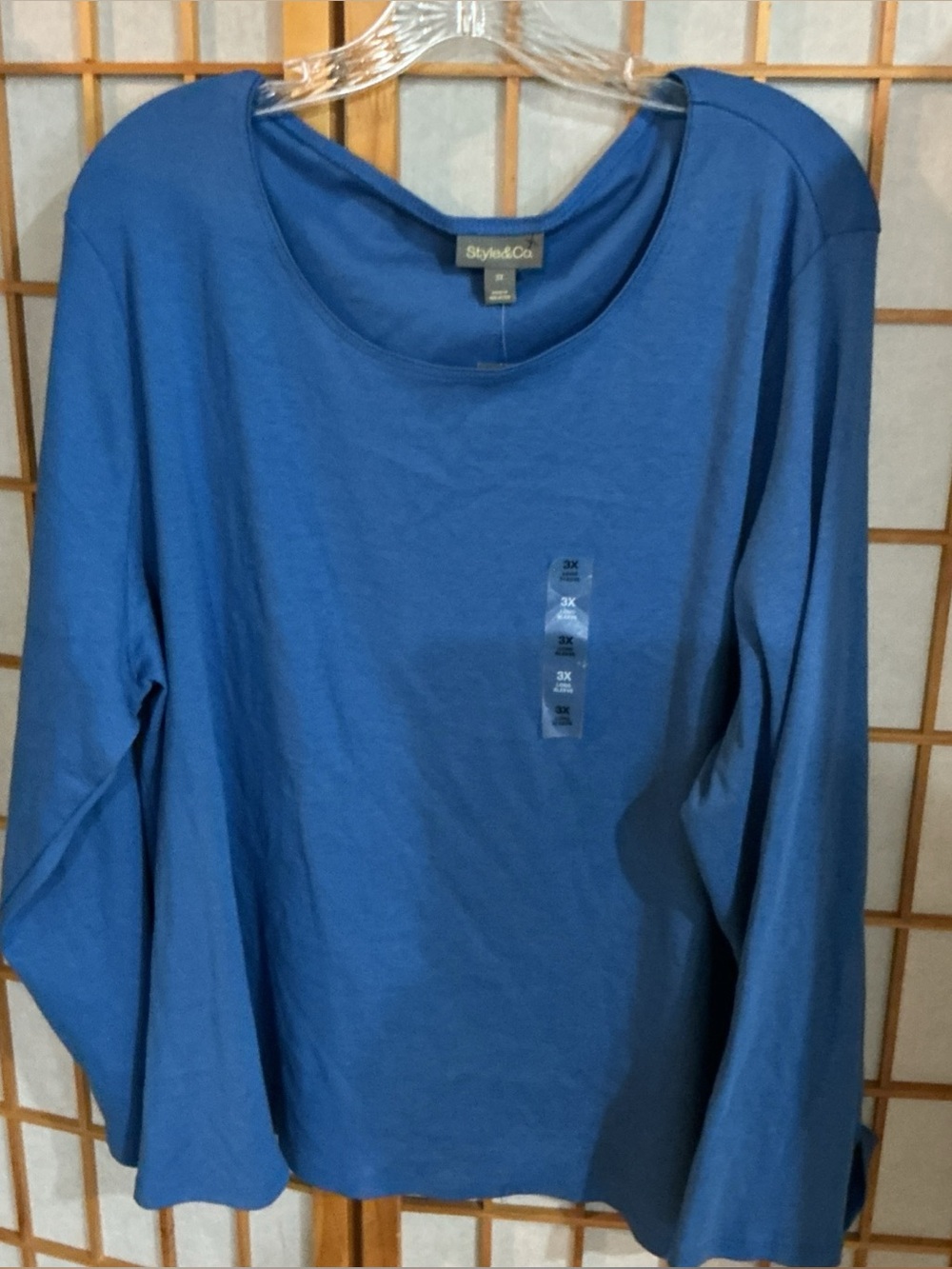 NEW STYLE & CO ESSENTIAL TEE